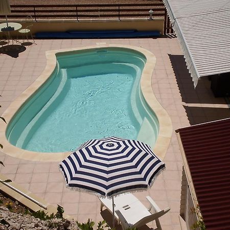 Gite Les Roziers Montmurat Quarto foto